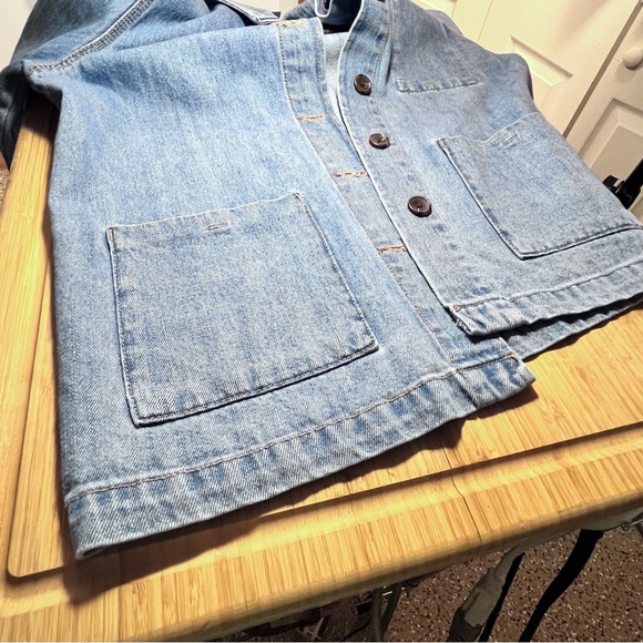 Old Navy Light Blue Jean Jacket EXC - Picture 4 of 7